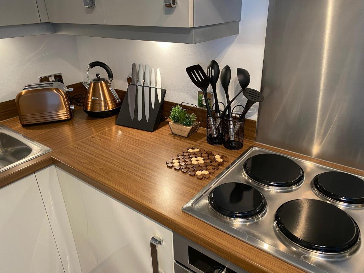 Tailor That Property - Chelsea House Milton Keynes Esterno foto