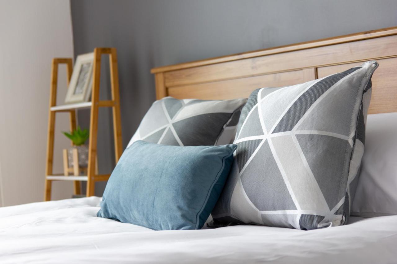 Tailor That Property - Chelsea House Milton Keynes Esterno foto